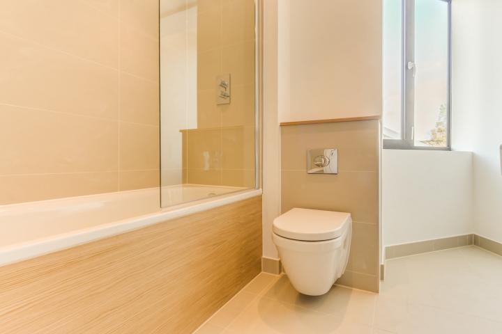 			Brand new refurb!, 2 Bedroom, 1 bath, 1 reception Flat			 Pembroke Road, MUSWELL HILL